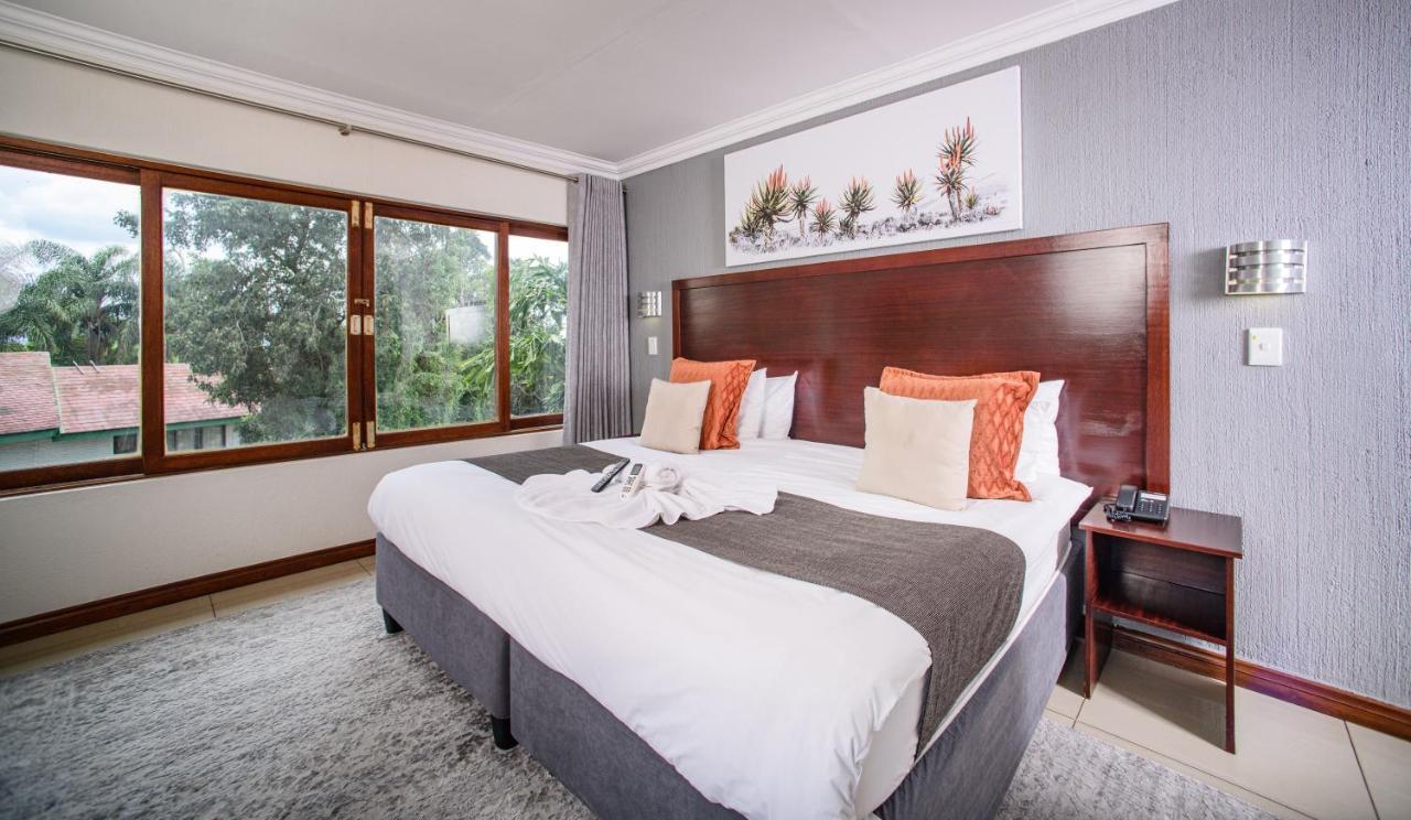 Khayalami Hotel - Mbombela Kültér fotó