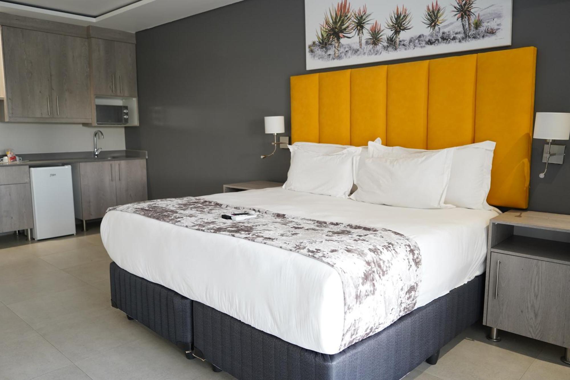 Khayalami Hotel - Mbombela Kültér fotó